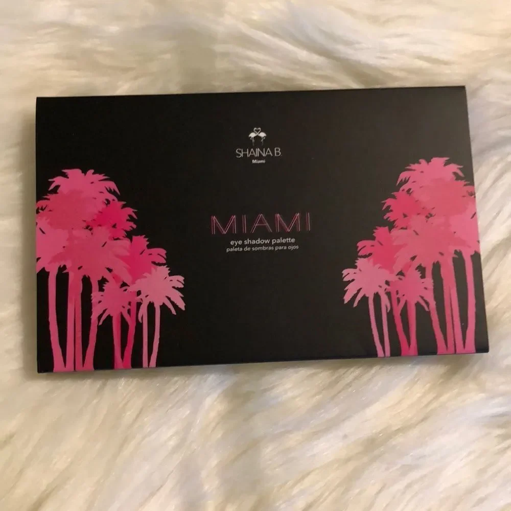 Shaina Mini Miami 8 Eyeshadows Palette With Mirror New in Box